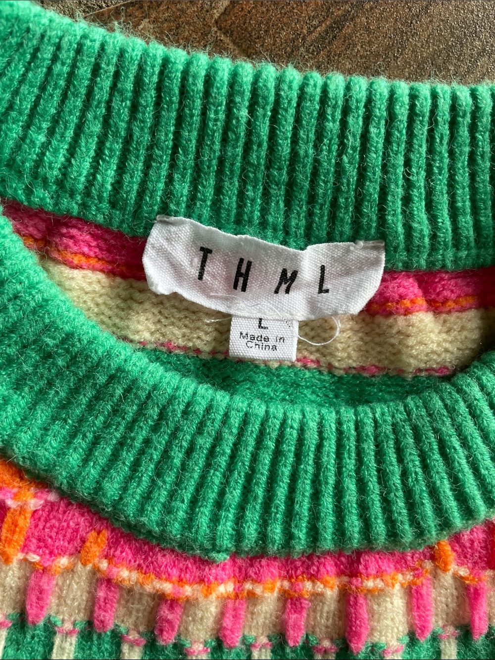 THML Short Sleeved Sweater - Picture 2 of 4